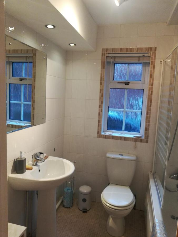 Cosy Apartment Holywood  Zewnętrze zdjęcie